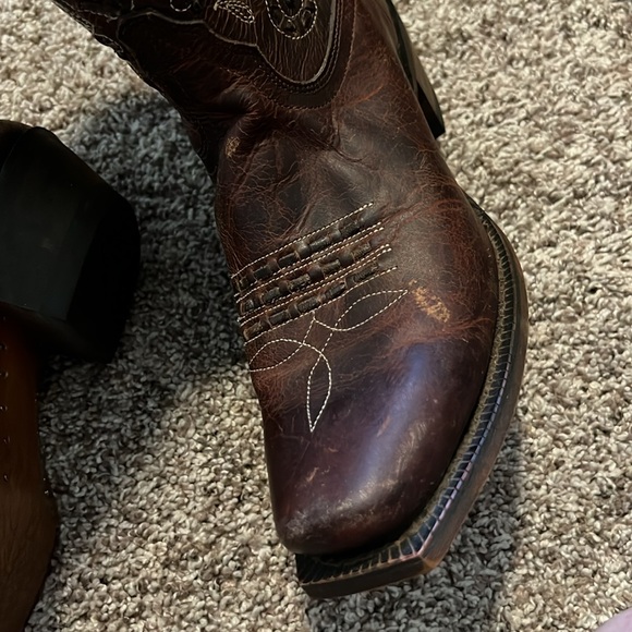 Tony Lama Cowboy Boots - Picture 7 of 9